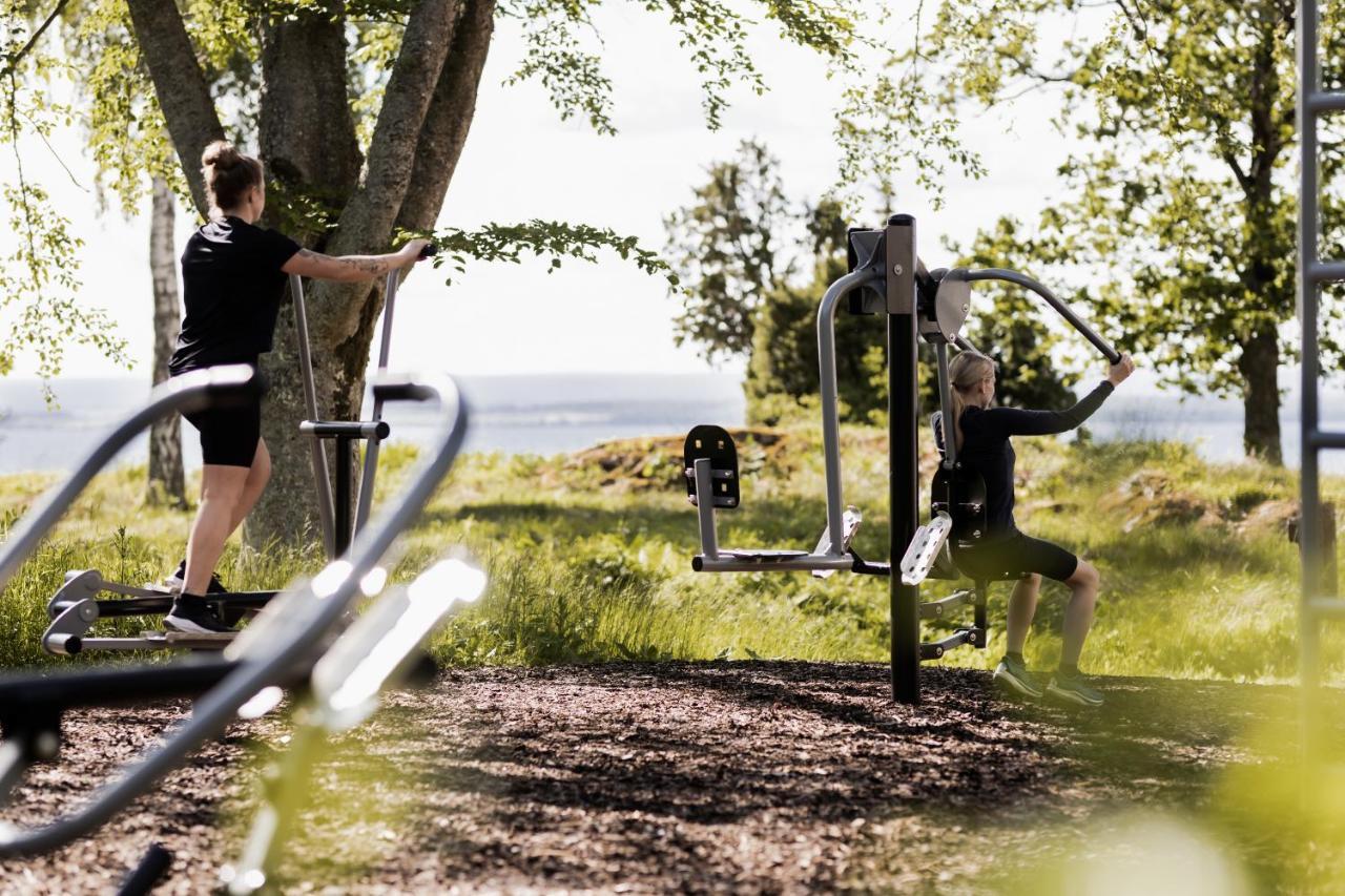 Hotel Gyllene Uttern Gränna エクステリア 写真