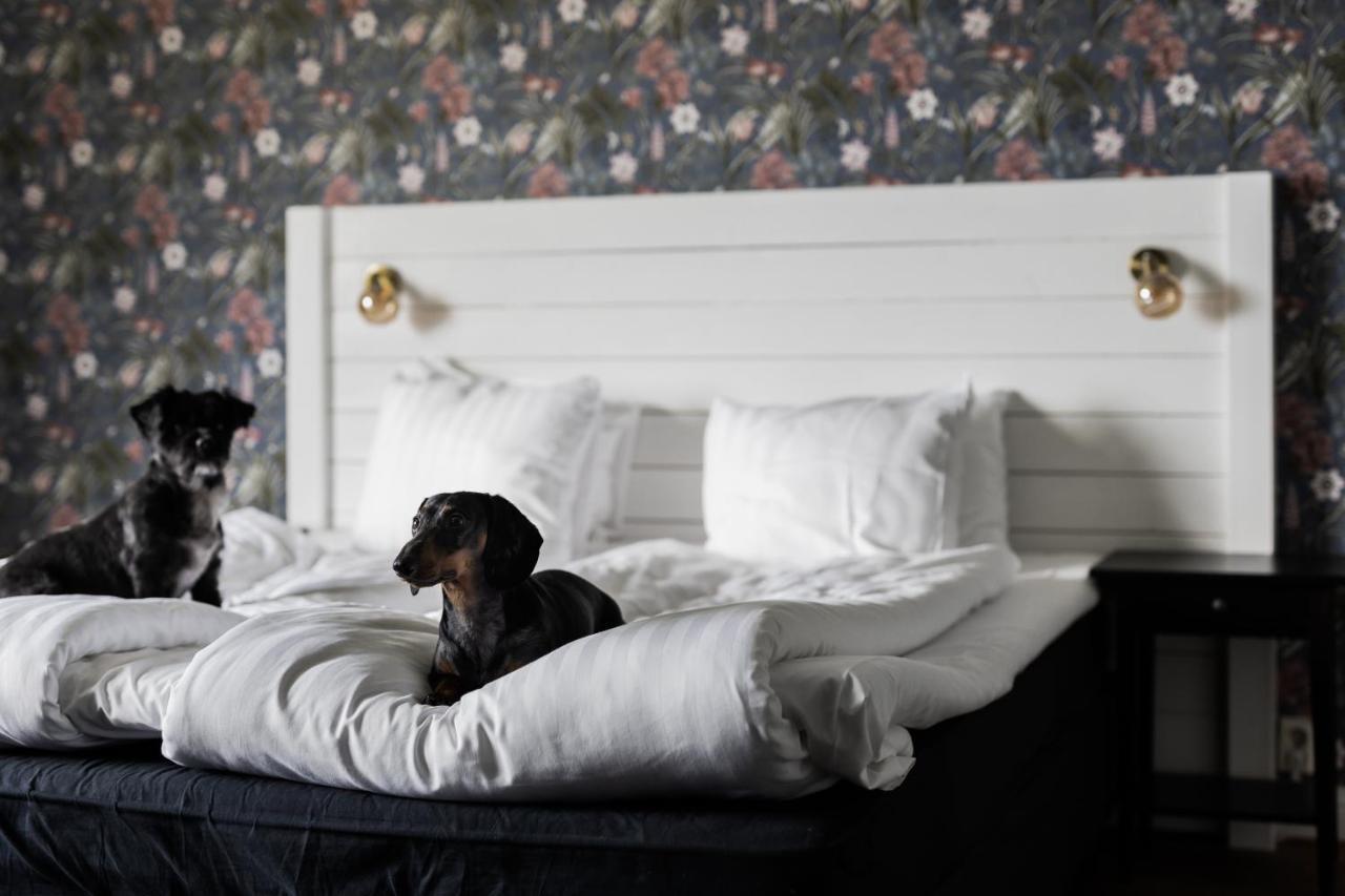 Hotel Gyllene Uttern Gränna エクステリア 写真