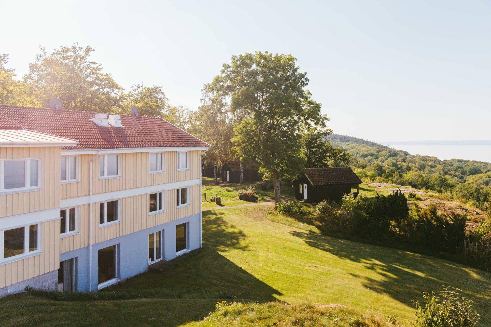 Hotel Gyllene Uttern Gränna エクステリア 写真