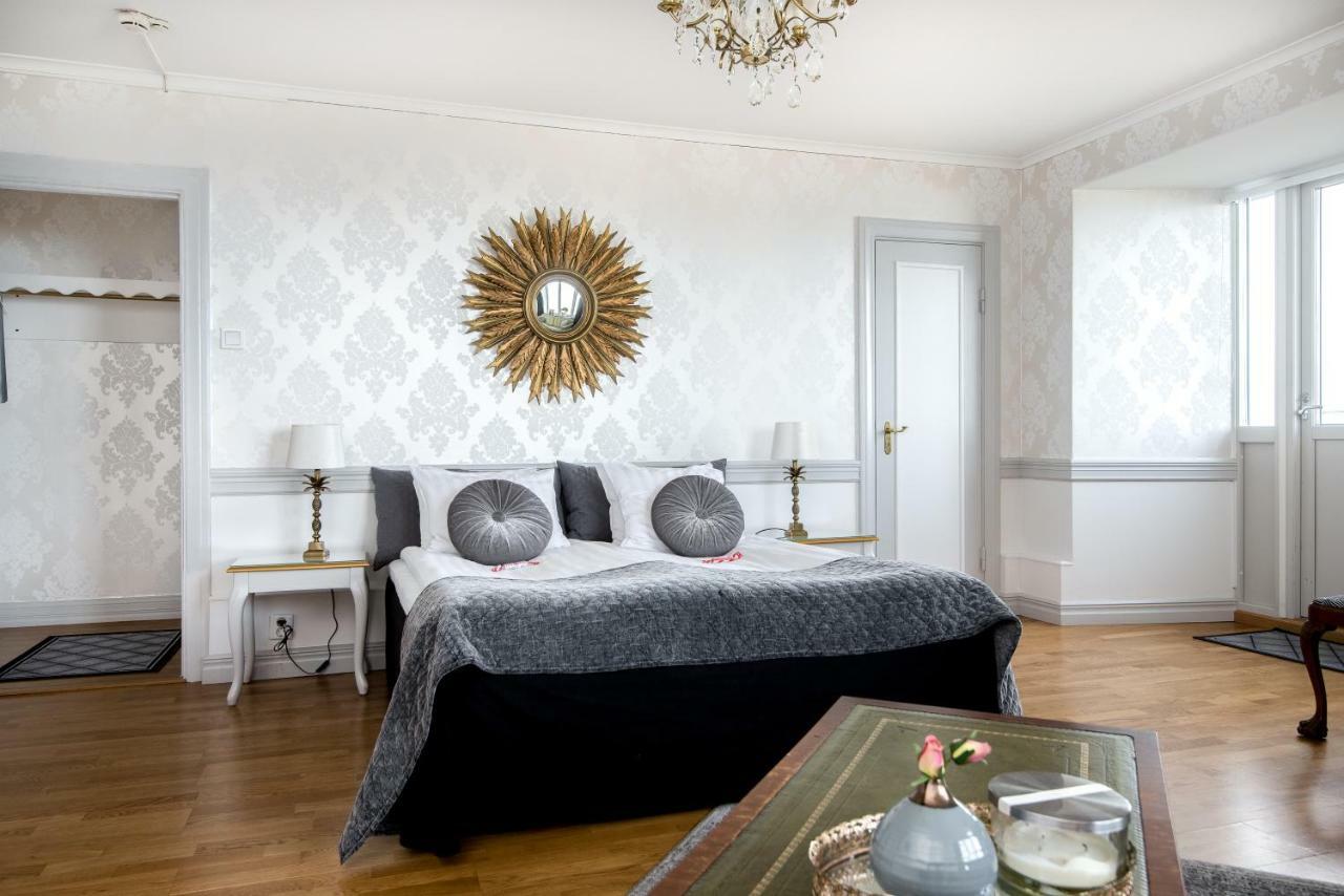 Hotel Gyllene Uttern Gränna エクステリア 写真